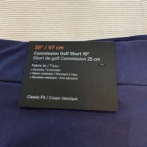 Men’s lululemon golf shorts in Navy blue.  new with tags